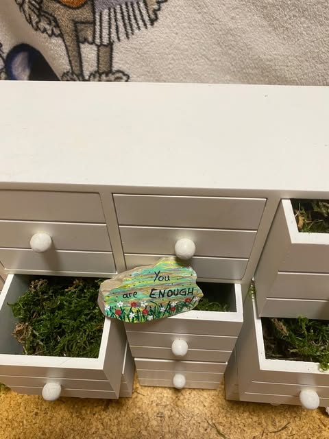 Decorative stone "Snailed it"