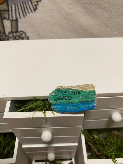 Decorative stone "Snailed it"