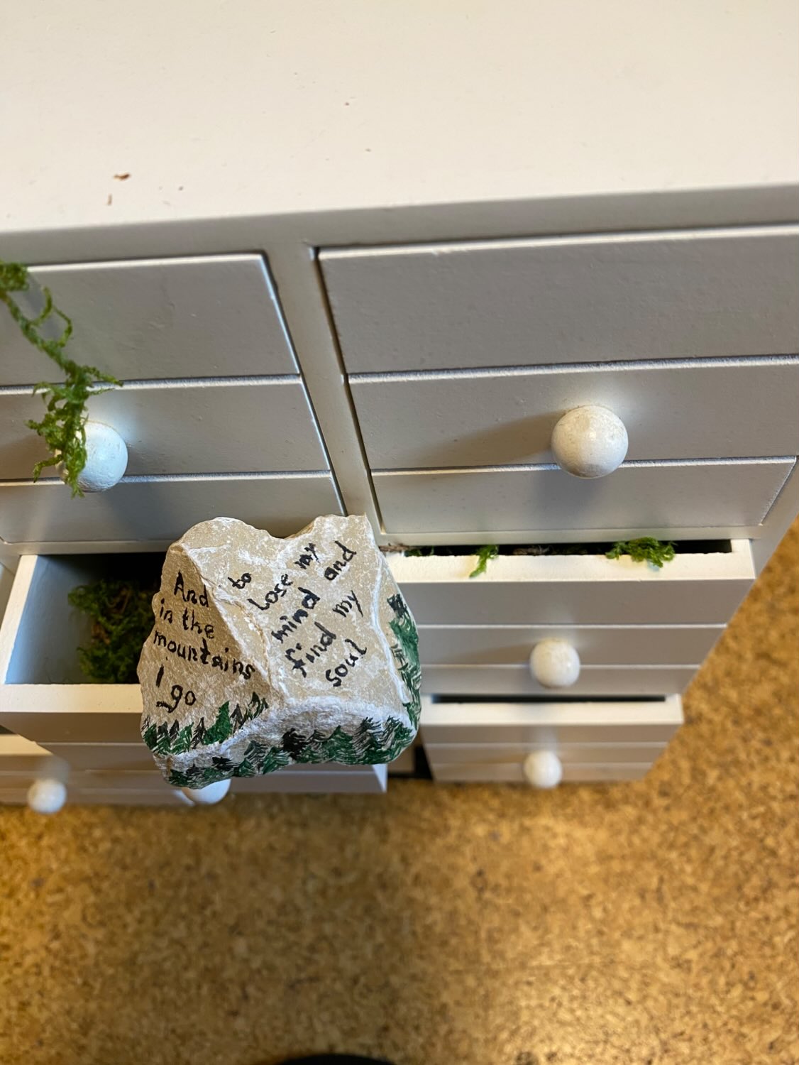 Deko Stein "In the Mountains"